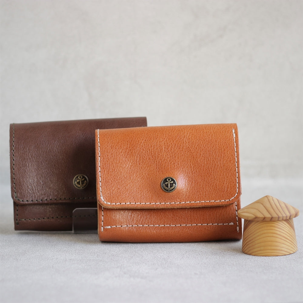 マーニ｜ネーム無料のミドルサイズ二つ折り財布 【革6色】・ 日本製｜g