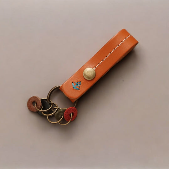 本革ベルトホックキーホルダー｜4色丸革・鍵の分別｜博多の工房Japlish