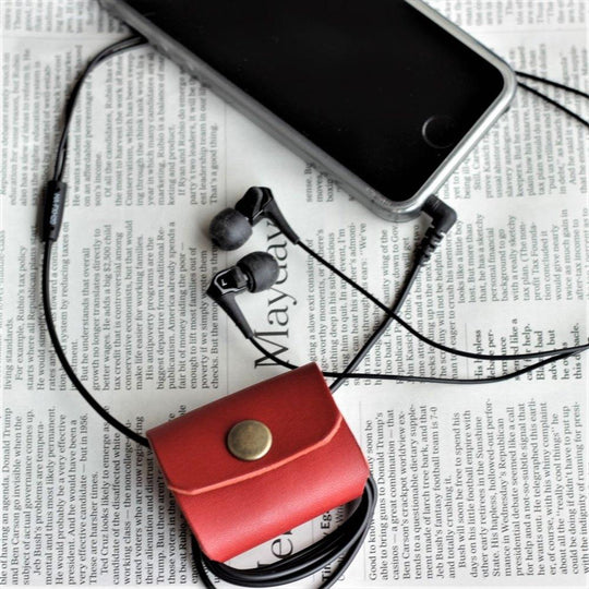 コード・イヤホンホルダー | 国産本革の巻取り式 ac-33 – Japlish