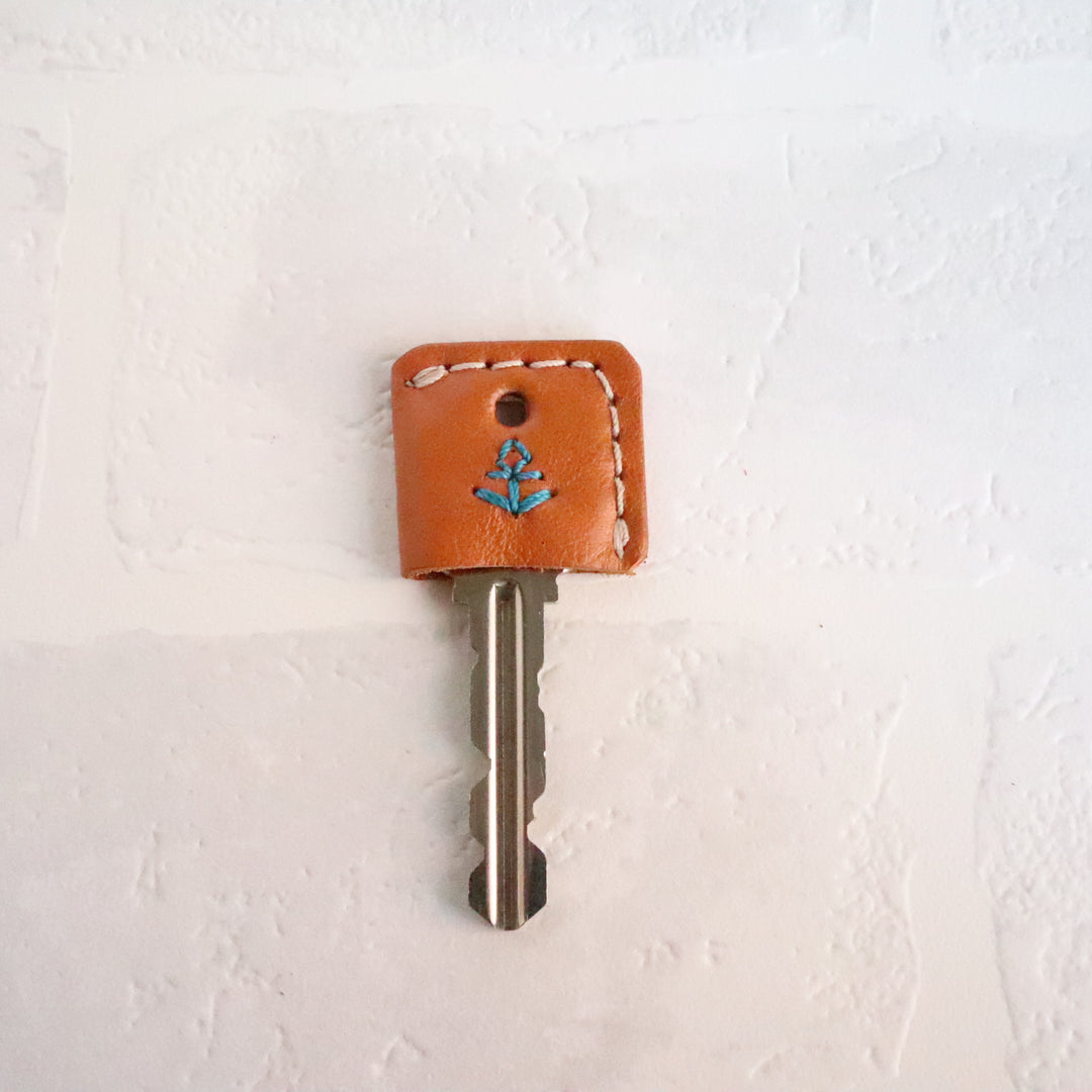 本革キーカバー | 鍵の見分けに便利【全2サイズ】 ac-8 – Japlish