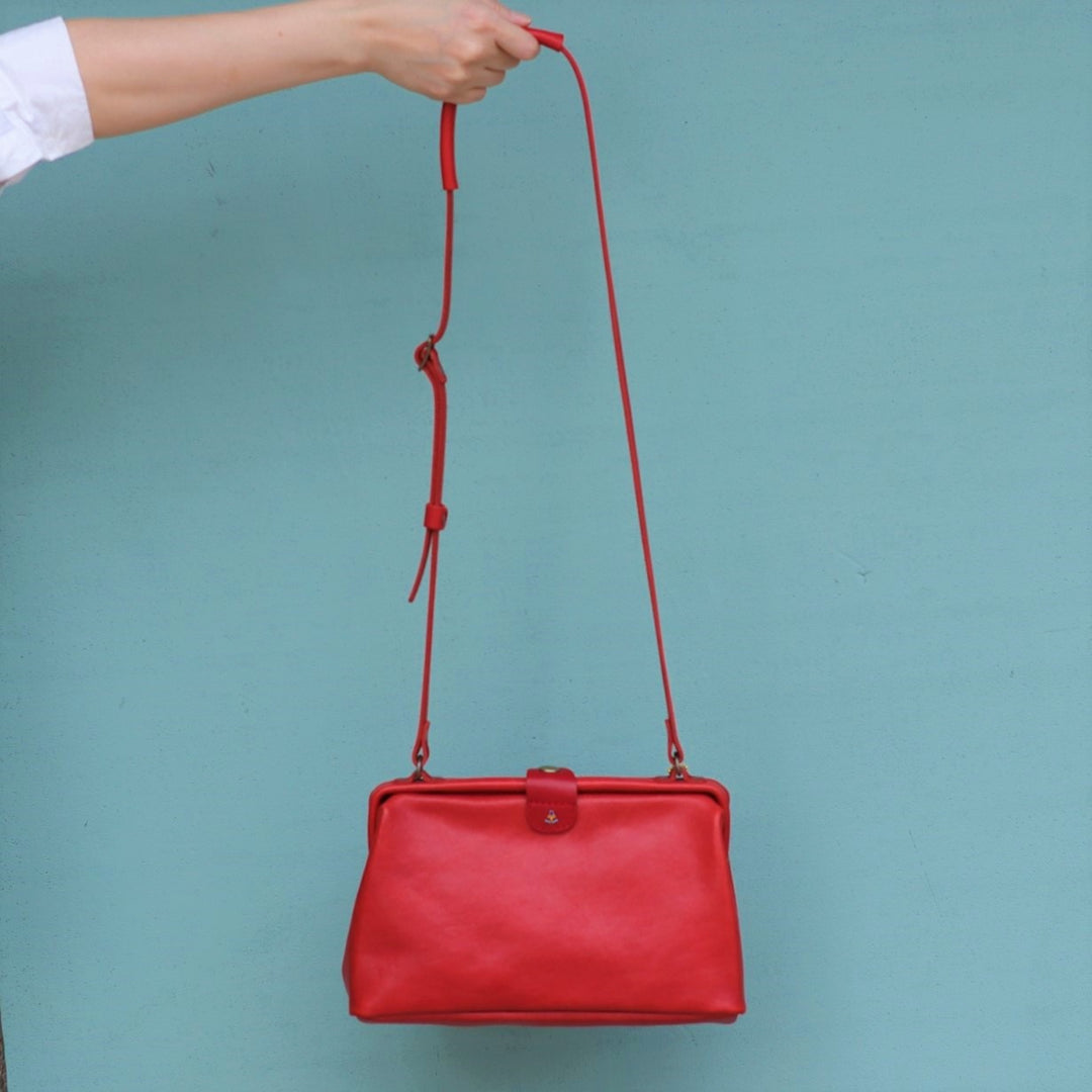 土日限定価格✾美品✾japlishジャプリッシュ✾がま口ショルダーバッグ本革 がまぐちシォルダーバッグ・ノルテ｜ふるさと納税返礼品｜博多Japlish